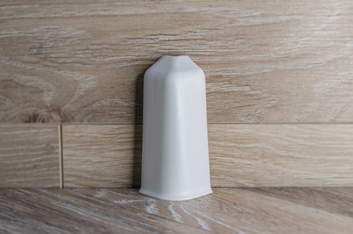 Угол внешний ROYCE 80 мм 318 Белый Матовый (15 шт)