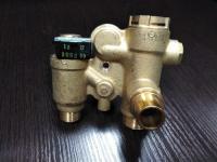 398901336 Гидроузел трехходового клапана 13-24