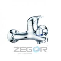 NHK3-A048 Смеситель- для ванны Стандарт девиатор в корпусе. ЛИТОЙ КОРПУС